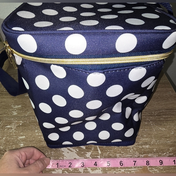 NWOT Kate Spade Navy Blue & White Polka Dot Insulated Cooler Shoulder Bag Large - Picture 9 of 9